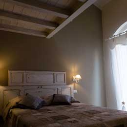 camera letto Nadine b&b la corte dei tre
